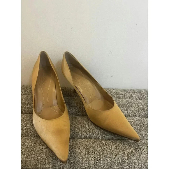 Saint Laurent Yellow Satin Pointed-Toe Heels - Size 40.5, Good Condition - Picture 5 of 5